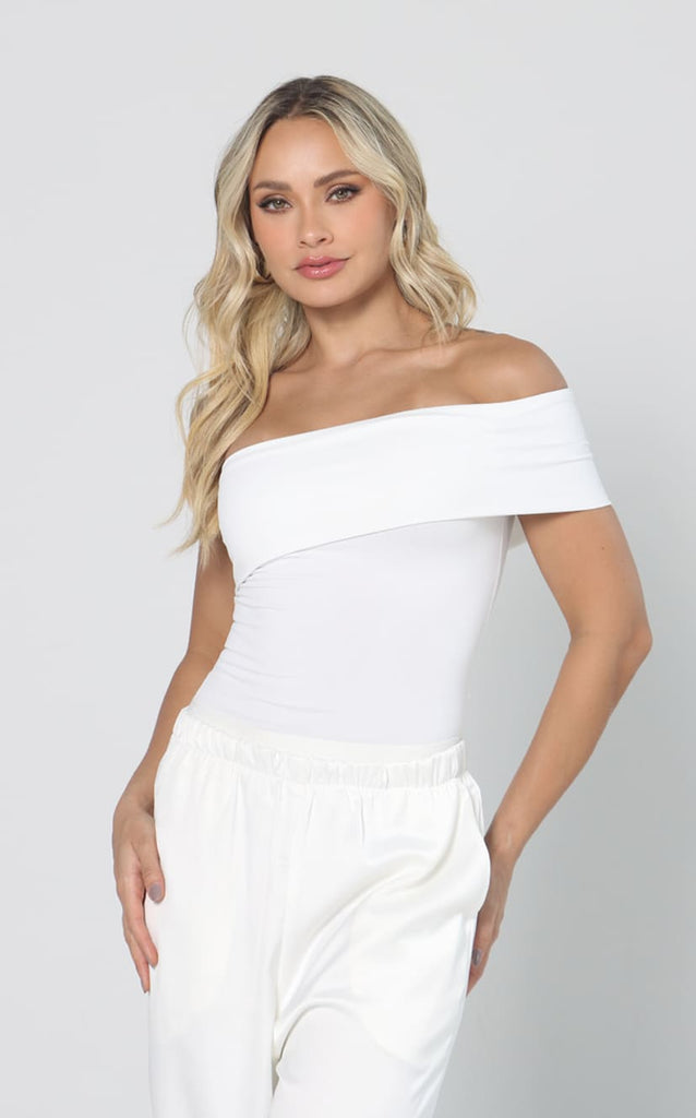 Blusa Blanca Bandeja Diagonal Navissi