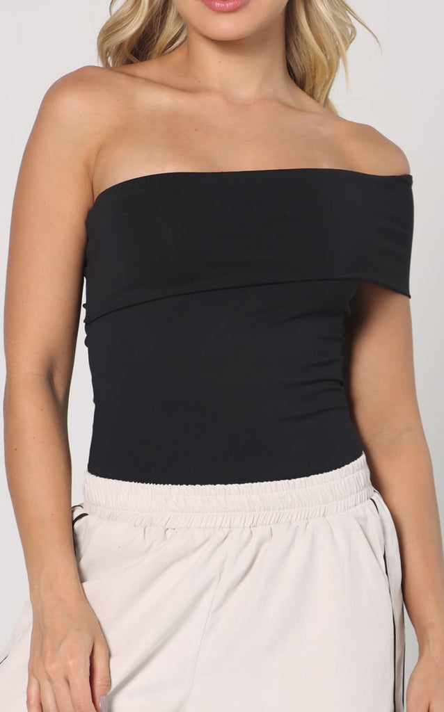 Blusa Negra Bandeja Diagonal Navissi