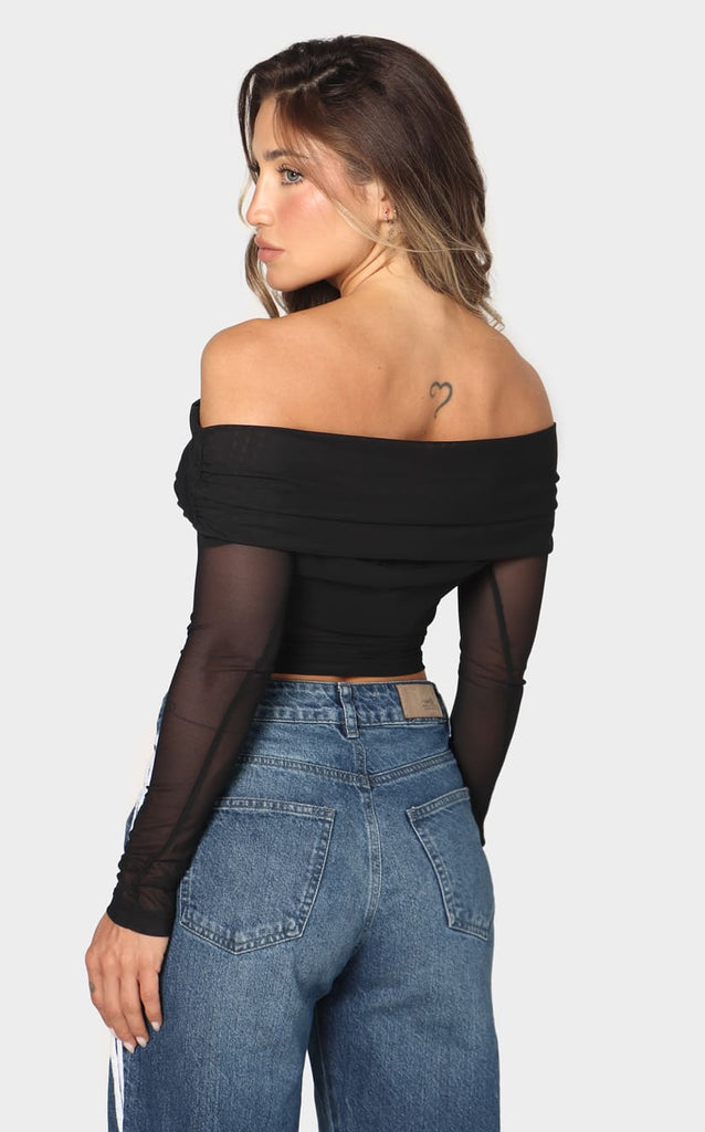 Blusa Negra Escote Bandeja - Navissi