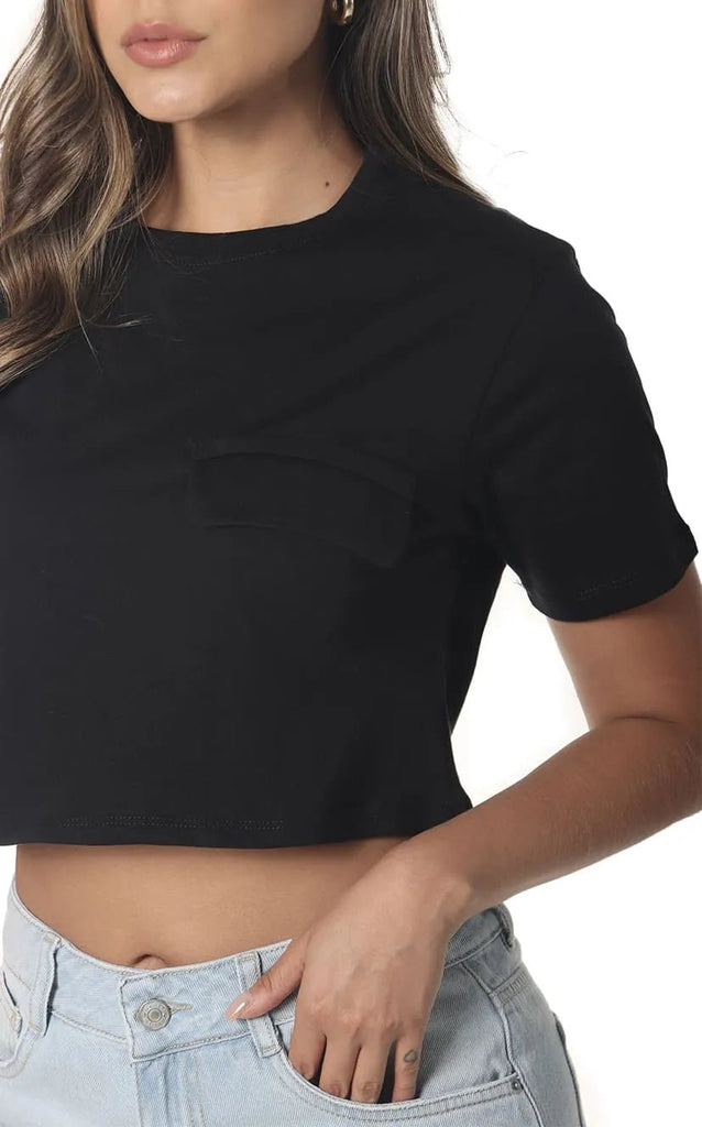 Camiseta Negra Tipo Crop - Navissi Clothing ♡