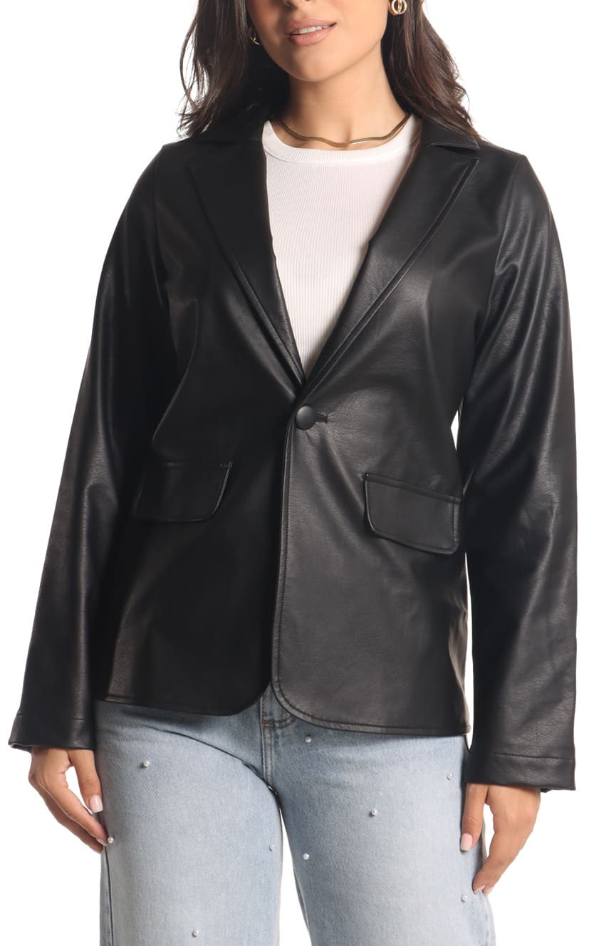 Blazer Negro Tipo Cuerina
