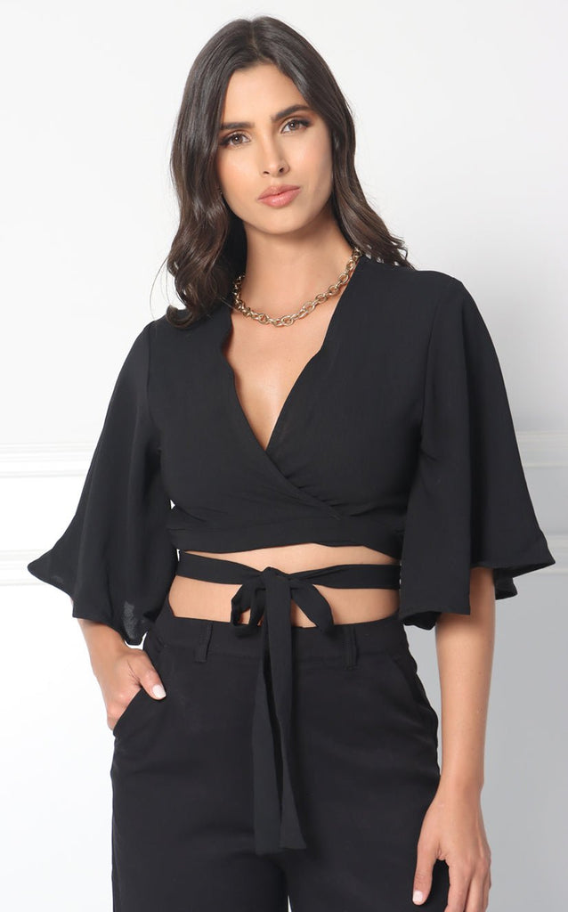 Blusa Negra Escote Cruzado - Navissi Clothing ♡