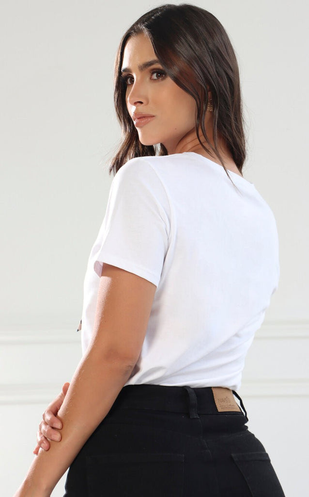 Camiseta Blanca Con Aplique - Navissi Clothing ♡