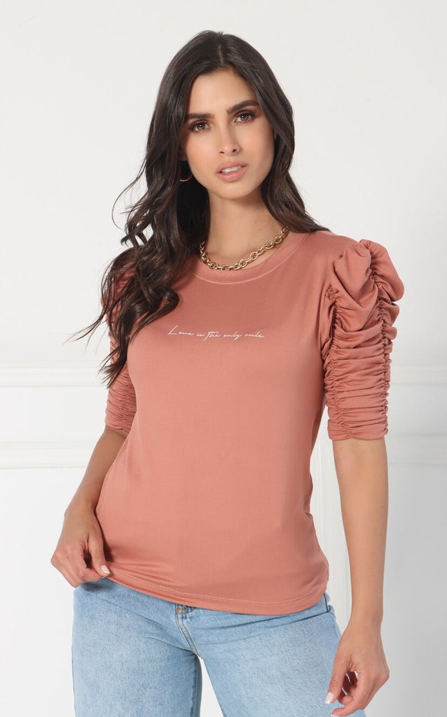 Camiseta Marsala Recogidos En Manga - Navissi Clothing ♡